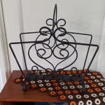 Vintage metalen krantenbak